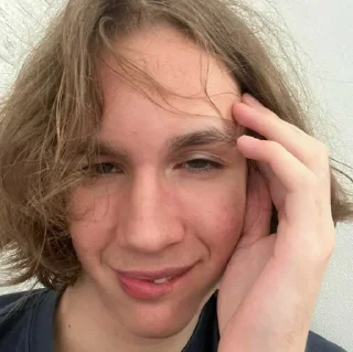 Telegram sticker 😏 медведь папа :: @fStikBot