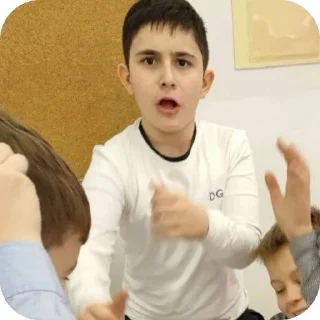 Video sticker 🤩 DEFOM1N