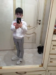 Telegram sticker 🤩 DEFOM1N