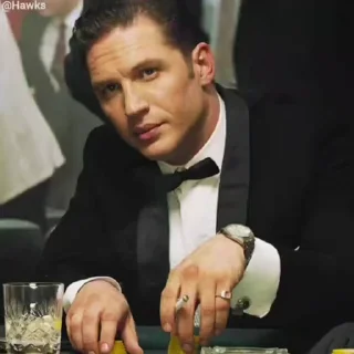 Telegram sticker 😏 🎥 Tom Hardy (@TodorokiShouto)
