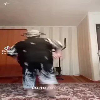 Video sticker 😜 @cost2much1