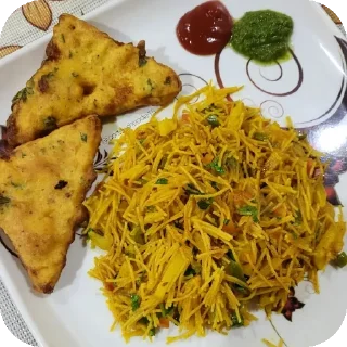 Telegram sticker 🍲 Khana khaa lo ( @AnyaXZero )