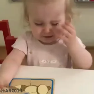 Video sticker 😫 children :: @fStikBot