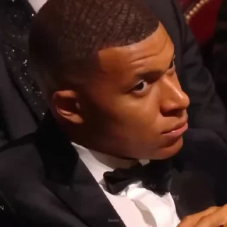 Video sticker ☄️ Kylian Mbappé :: @rubypavv :: @fStikBot