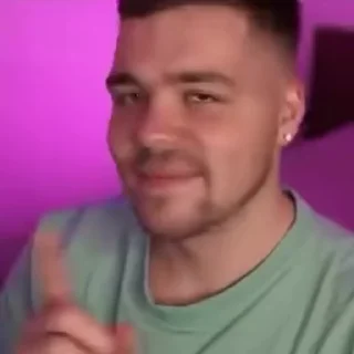 Video sticker 🙃 Хабибулька и Женёк видео :: @fStikBot