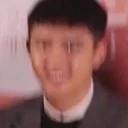 Телеграм стикер 😬 K-pop Moments (@safthome)