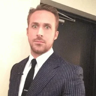 Телеграм стикер 😂 شومبول