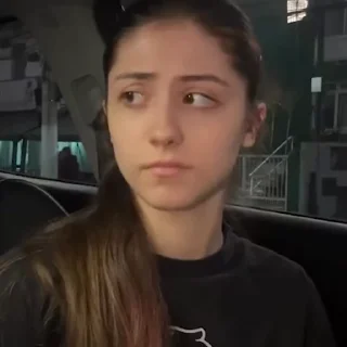 Video sticker 👎 Sofia Espanha by @luucshini