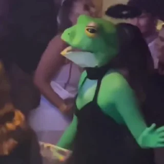 Video sticker 🥵 Material cum💅 :: @fStikBot