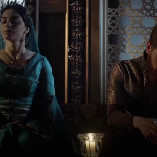 Video sticker 🌟 нурбану ➡️ @EmojiRuBot