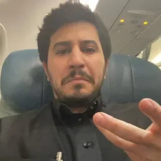 Телеграм стикер 🆙 تبي تصرف تبي الحل تلاقيه عندي 😉