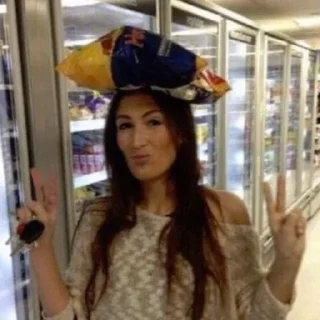 Telegram sticker 🤪 Desumano