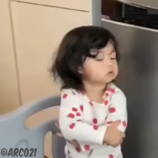 Video sticker 🌟 ♡♕︎𝚂𝙰𝙽𝙳𝙷𝚈𝙰♔︎♡ 😒😒