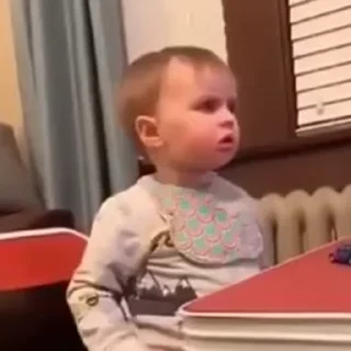 Video sticker 😂 ♻️ : @LAAA2  «»  @XFFX3 .