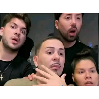 Telegram sticker 👀 FIRULINHAS