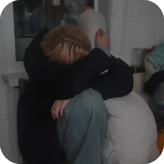 Телеграм стикер 😭 хз @MoiStikiBot