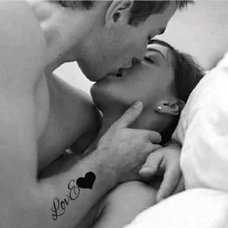 Video sticker 😚 love sex and cuddles @stickersb2b