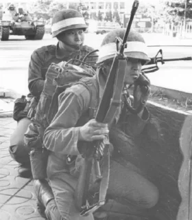 Telegram sticker 🔫 삼 청 교 육 대  @scuniv