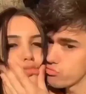 Video sticker 💋 @stcrlov