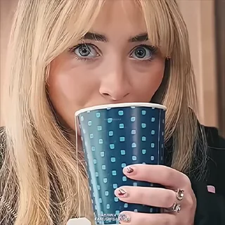 Video sticker ❤️ Sabrina carpenter @emojisdastella