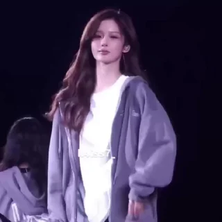 Video sticker 🤍 World Tour  @byseolyoona