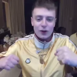 Video sticker 😱 ЖМИ 👉 @rikkifull @WeStickerbot