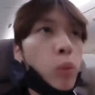 Video sticker 😐 seungminpsina — @stckrRobot