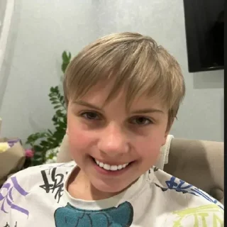 Video sticker 😁 Димасик @stickrubot