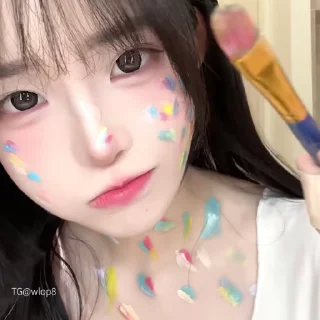Video sticker 😔 更多表情@wlop8