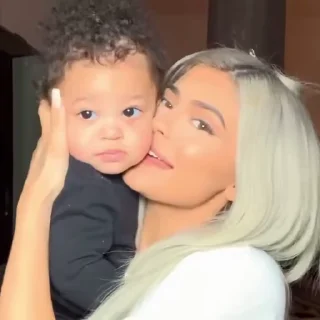 Video sticker 🥰 KYLIE by @kjennerss