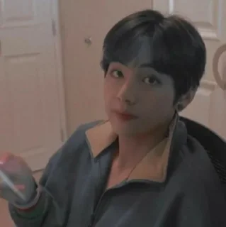 Video sticker 🙂 Kim. :: @fStikBot