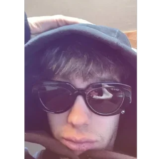 Telegram sticker 🫥 votaka