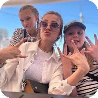 Telegram sticker 🤣 все наши