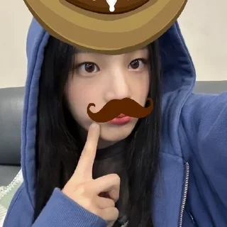 Telegram sticker 🙂 minji