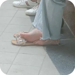 Телеграм стикер 👍 Foot