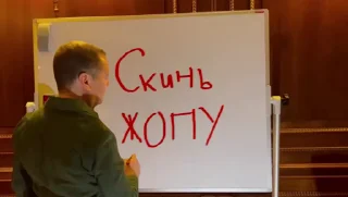 Sticker 😏 Гифки от @TgSticker