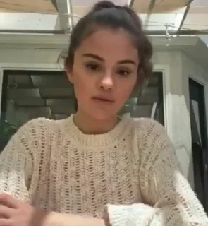 Telegram stiker 🪁 #Selenagomez @ILifeLessI