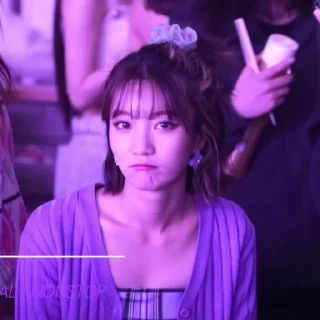 Video sticker 🪻 🪻 𑄜 чubın bч @kidolstickers
