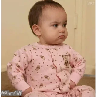 Video sticker 👶 الكثير من زليخة ...