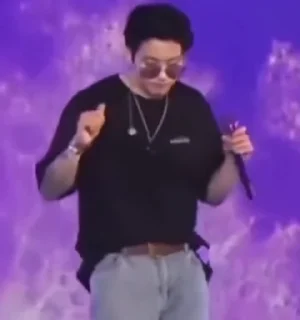 Video sticker 🕺 💜 BTS 💜