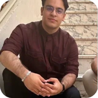 Telegram sticker 🫥 الفين وسبعه وصارو سادس شيخلصها