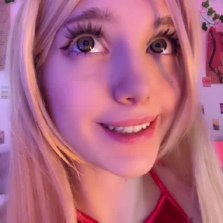 Video sticker 🤨 @QQMZO @FCCKI @VXFFF8