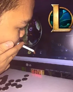 Telegram sticker 🚬 For u darling/@HVKaki1383