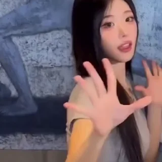 Video sticker 🌟 Hina QWER ❤️ @Rina2896