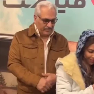 Video sticker 😂 Cheddar cheese @nantoosts