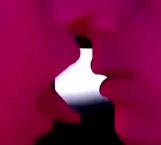 Video sticker 💋 𓏺 𝖬i Scary