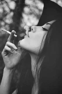 Sticker 🚬 《ᬊᬁƬɑհեყ࿔᭄ྀ¹³》@packsloser :: @fStikBot