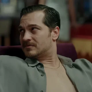Video sticker 🌪 Cagatay Ulusoy : @Gifiho