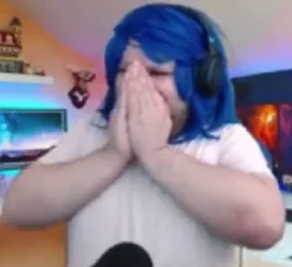 Telegram sticker 😯 wanessa old