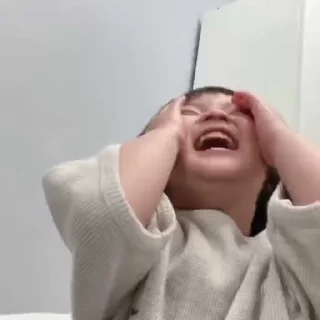 Video sticker 😂 @ikunhi9527 好好工作